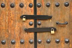 Double lock (via Flickr)